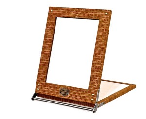 Safari folding mirror